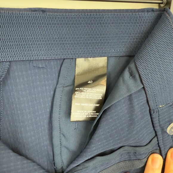 Greg Norman Men's Tech Short, Size 40 - Picture 5 of 5